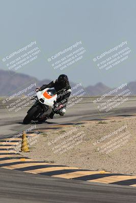 media/Oct-02-2025-Racers Edge (Thu) [[2c91cb6ab3]]/2-A Group/Session 5-Turn 12 (130pm)/